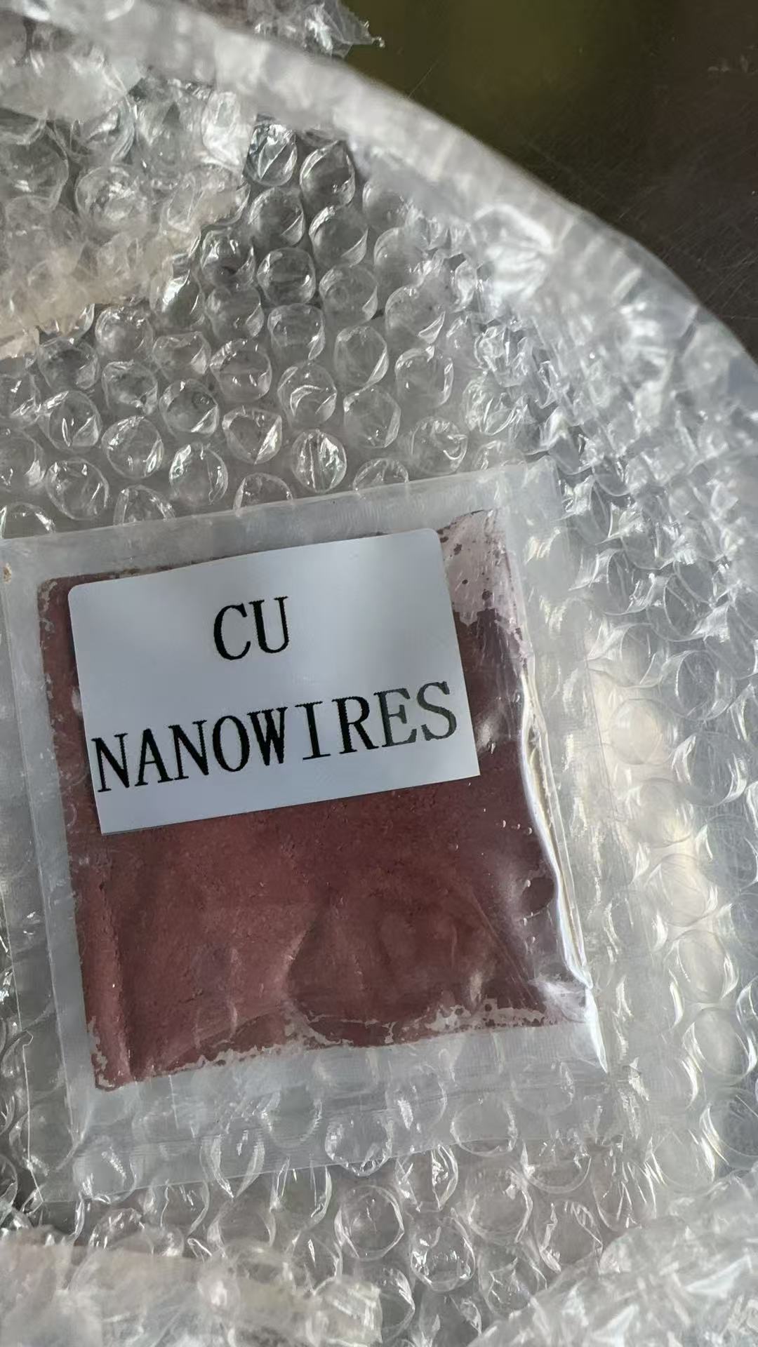 Bakit Ang Aming Mga Copper Nanowire ay Inihahatid sa Solvent